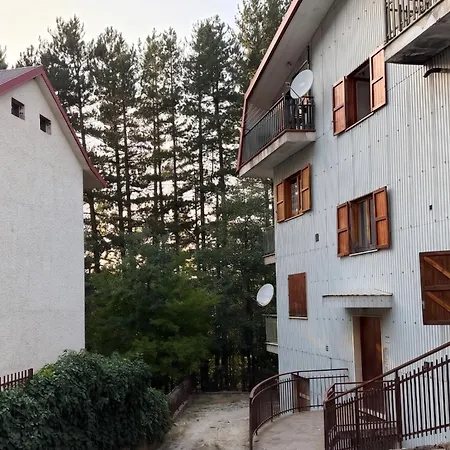 La Casa Degli Gnomi - Fuscaldoapartment Διαμέρισμα Camigliatello Silano